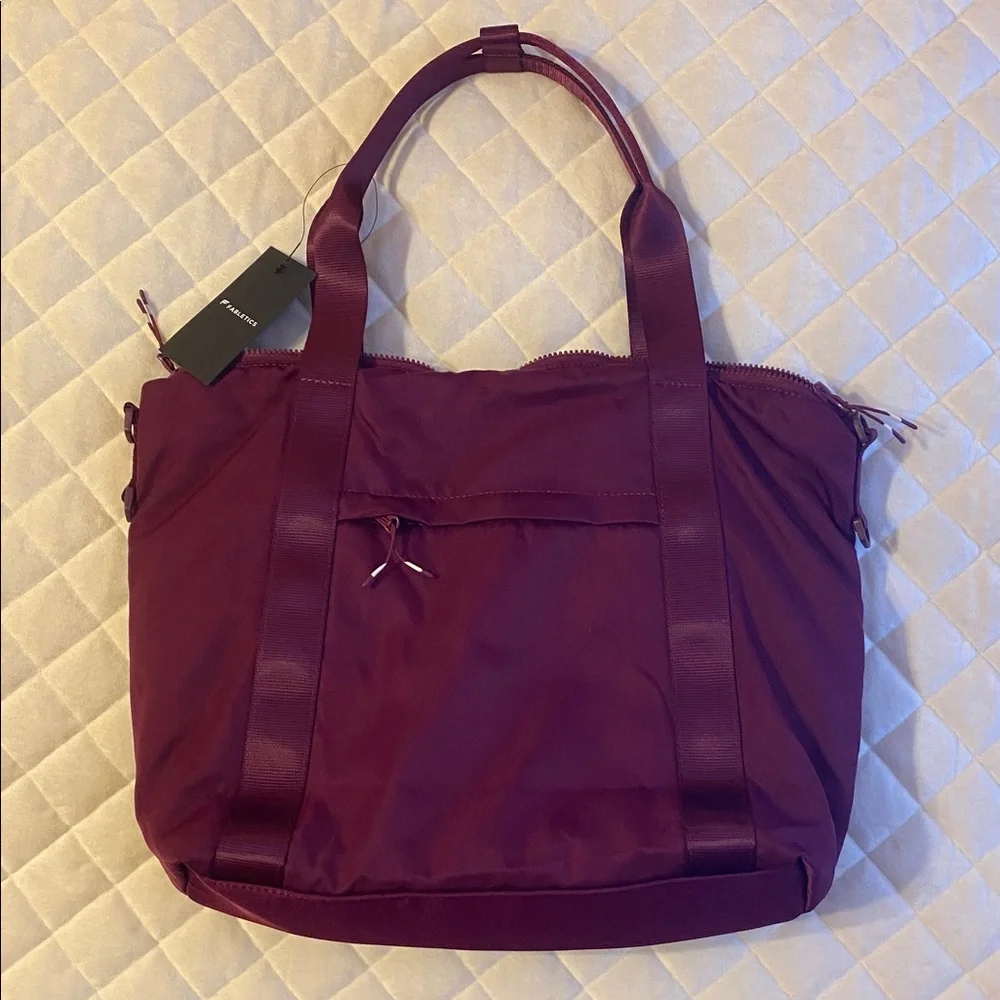 Fabletics The Everyday Tote in Berry Crush - Picture 7 of 13